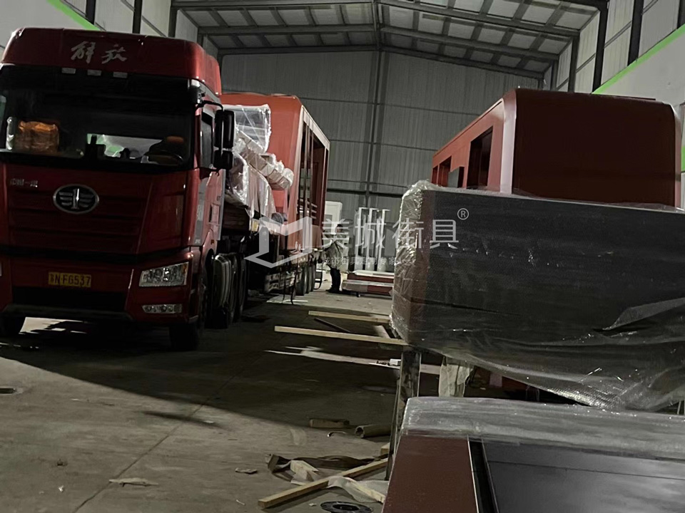 2022.10.6美城街具供應(yīng)忻州第二車(chē)、第三車(chē)候車(chē)亭發(fā)貨記錄